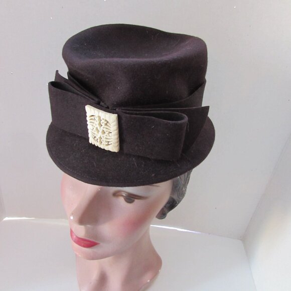 SALE 1940 Era Vintage Brown Felt Tilt Style Hat main image 7